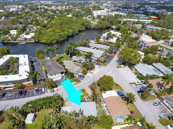 928 NE 18th Ct, Fort Lauderdale FL 33305
