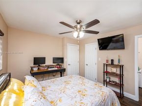 10341 SW 52nd Ter, Miami FL 33165