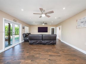 10341 SW 52nd Ter, Miami FL 33165
