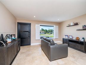 10341 SW 52nd Ter, Miami FL 33165