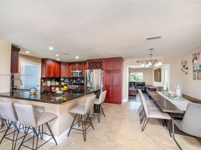 10341 SW 52nd Ter, Miami FL 33165