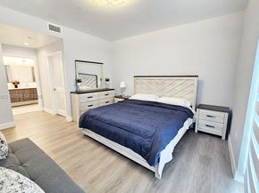 1938 Jackson St 202, Hollywood FL 33020