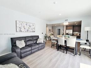 1938 Jackson St 202, Hollywood FL 33020