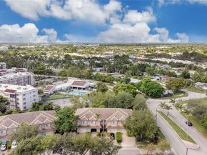 8080 NW 27th St, Sunrise FL 33322