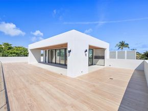 960 Mariner Dr, Key Biscayne FL 33149