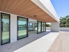 960 Mariner Dr, Key Biscayne FL 33149