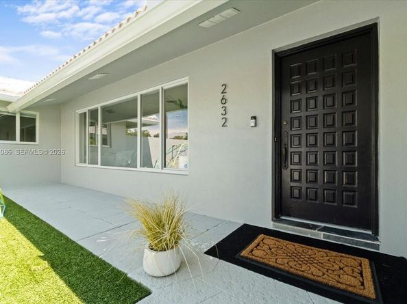 2632 NE 35th St, Fort Lauderdale FL 33306