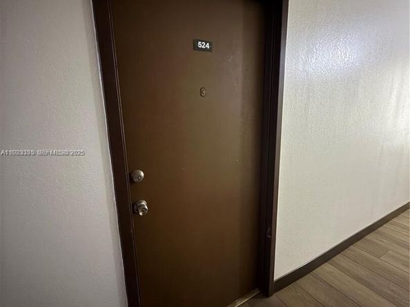 14250 SW 62nd 524, Miami FL 33183