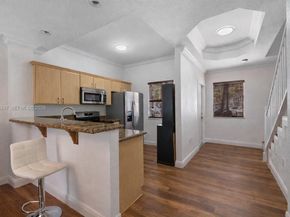 11667 NE 18th Dr 11667, North Miami FL 33181