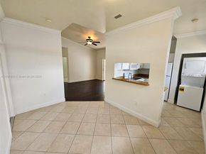 2151 NW 96 Terr 15L, Pembroke Pines FL 33024
