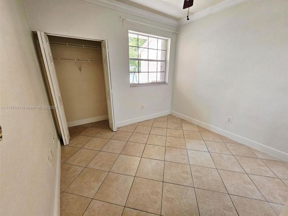 2151 NW 96 Terr 15L, Pembroke Pines FL 33024