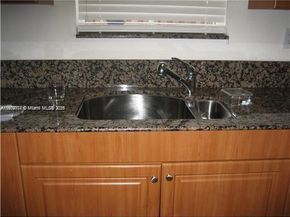 7838 NW 109th PATH, Doral FL 33178