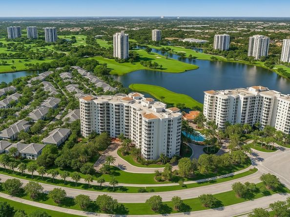 19900 E Country Club Dr 104, Aventura FL 33180