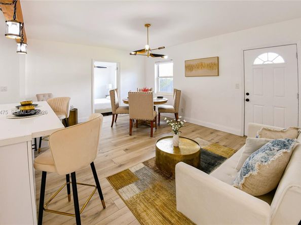 1032 NW 11th Pl, Fort Lauderdale FL 33311