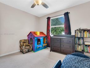 11910 NW 12th St, Pembroke Pines FL 33026