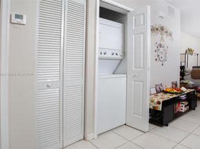 911 Hillcrest Ct 7, Hollywood FL 33021