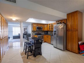 428 NW 70th Ave 137, Plantation FL 33317