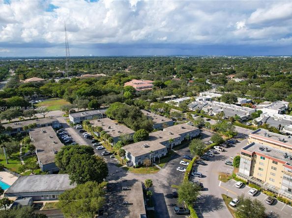 428 NW 70th Ave 137, Plantation FL 33317