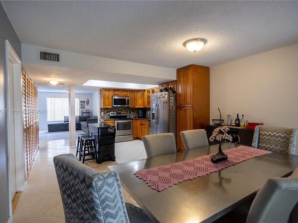 428 NW 70th Ave 137, Plantation FL 33317