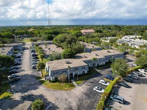 428 NW 70th Ave 137, Plantation FL 33317