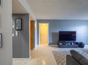 428 NW 70th Ave 137, Plantation FL 33317