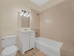 109 NW 6th Ave 8, Miami FL 33128