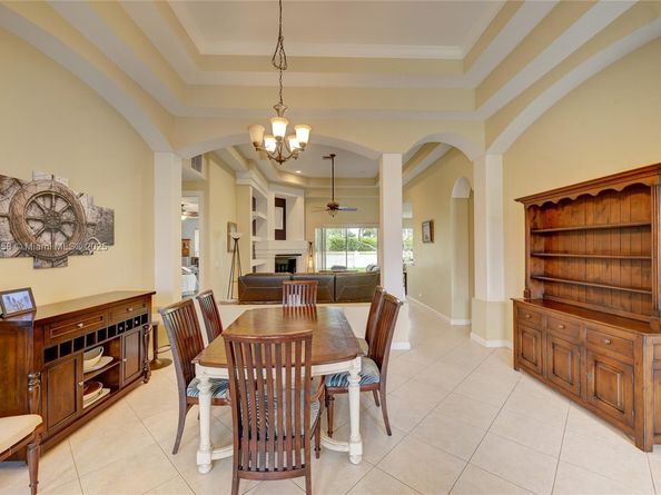 7062 Brunswick Cir, Boynton Beach FL 33472