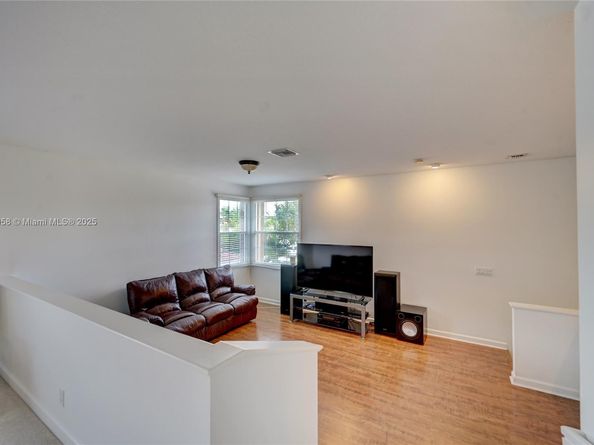 7062 Brunswick Cir, Boynton Beach FL 33472