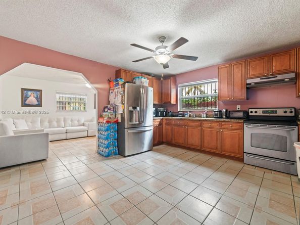 5720 NW 3rd Ave, Miami FL 33127