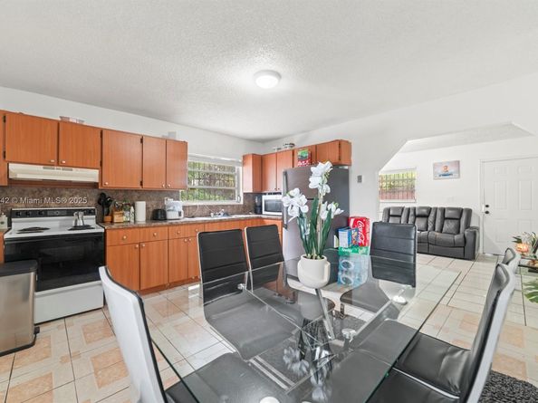 5720 NW 3rd Ave, Miami FL 33127