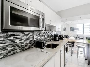 100 Lincoln Rd 1201, Miami Beach FL 33139