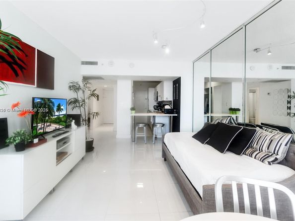 100 Lincoln Rd 1201, Miami Beach FL 33139