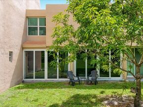 9450 Live Oak Pl 109, Davie FL 33324