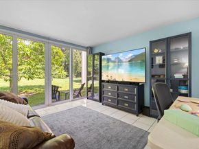9450 Live Oak Pl 109, Davie FL 33324