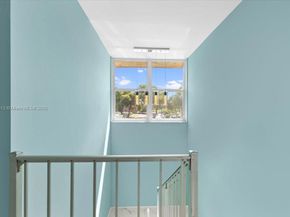 9450 Live Oak Pl 109, Davie FL 33324