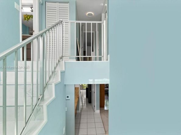 9450 Live Oak Pl 109, Davie FL 33324