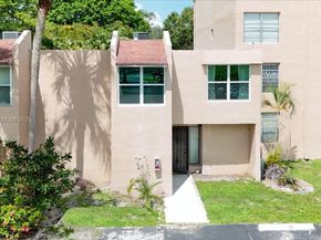 9450 Live Oak Pl 109, Davie FL 33324