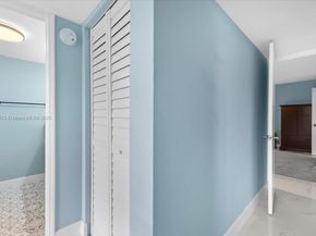 9450 Live Oak Pl 109, Davie FL 33324