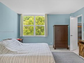 9450 Live Oak Pl 109, Davie FL 33324