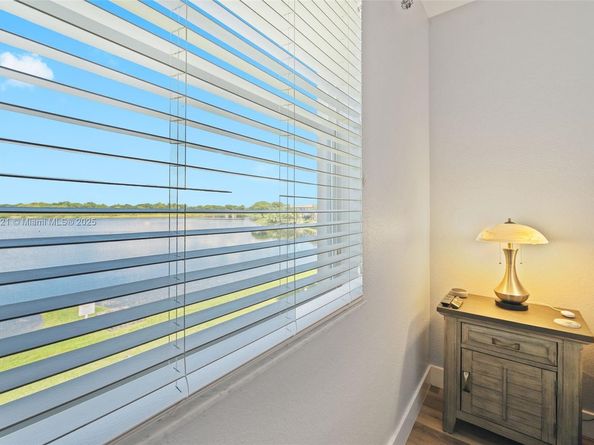 22424 SW 89th Path, Cutler Bay FL 33190