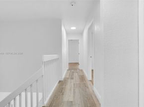 1120 Cliffrose St, Hollywood FL 33019