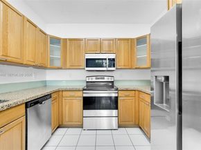 1120 Cliffrose St, Hollywood FL 33019