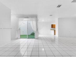 1120 Cliffrose St, Hollywood FL 33019