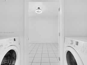 1120 Cliffrose St, Hollywood FL 33019