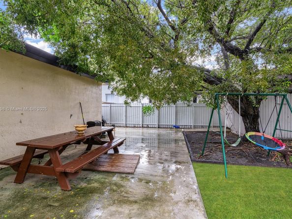 12841 SW 200th Ter, Miami FL 33177