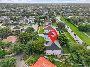 12841 SW 200th Ter, Miami FL 33177