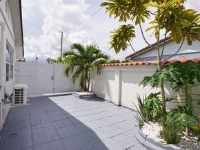 12293 SW 28th Ter, Miami FL 33175