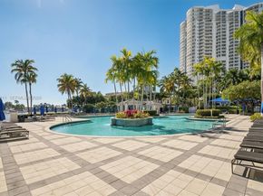 21200 Point Pl 504, Aventura FL 33180