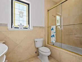 2701 SW 77th Ct, Miami FL 33155