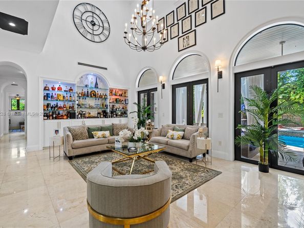 2701 SW 77th Ct, Miami FL 33155